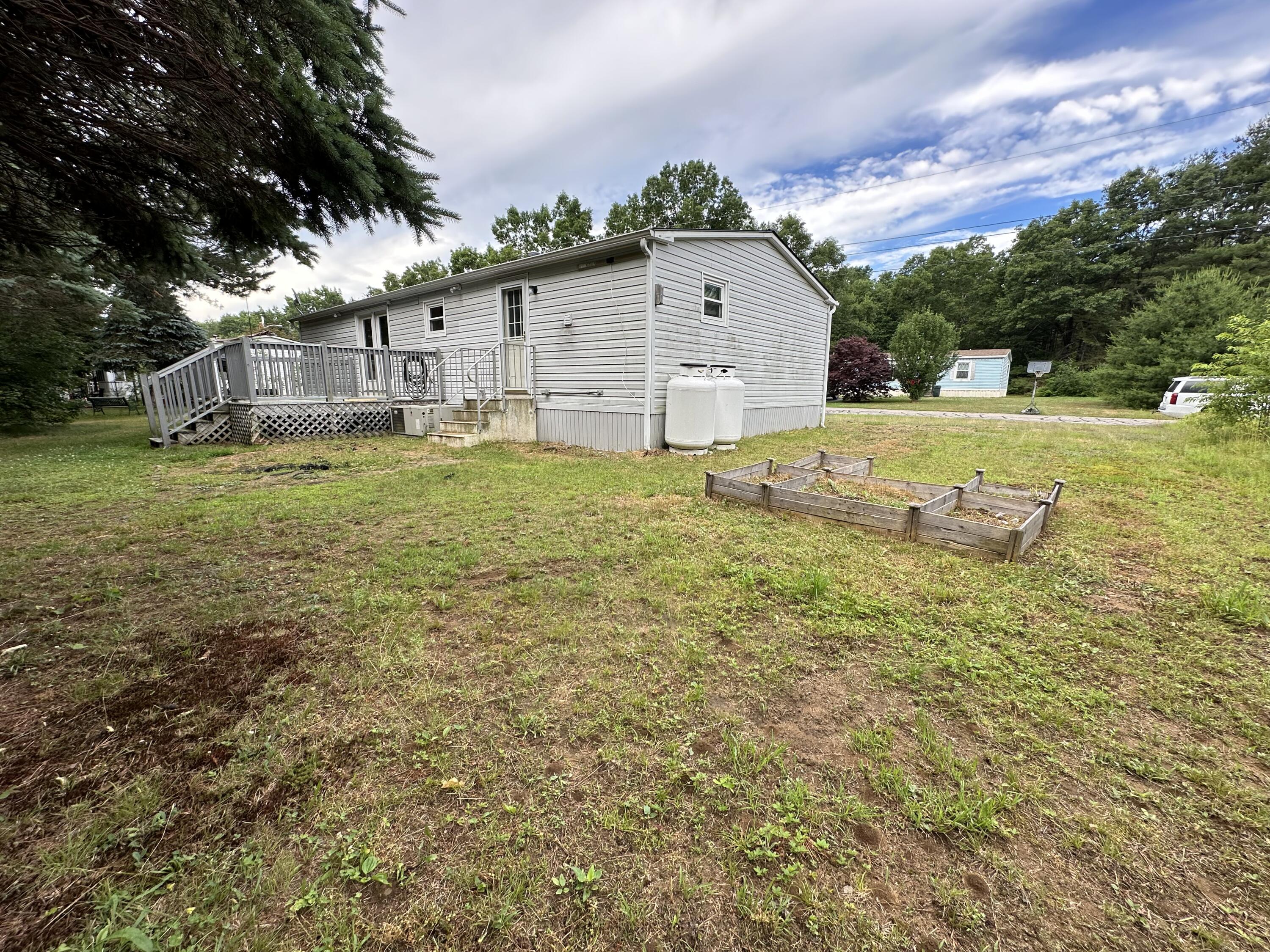 69 Valley Road Wells, ME 04090 - Photo 4 of 42 IMG_3409