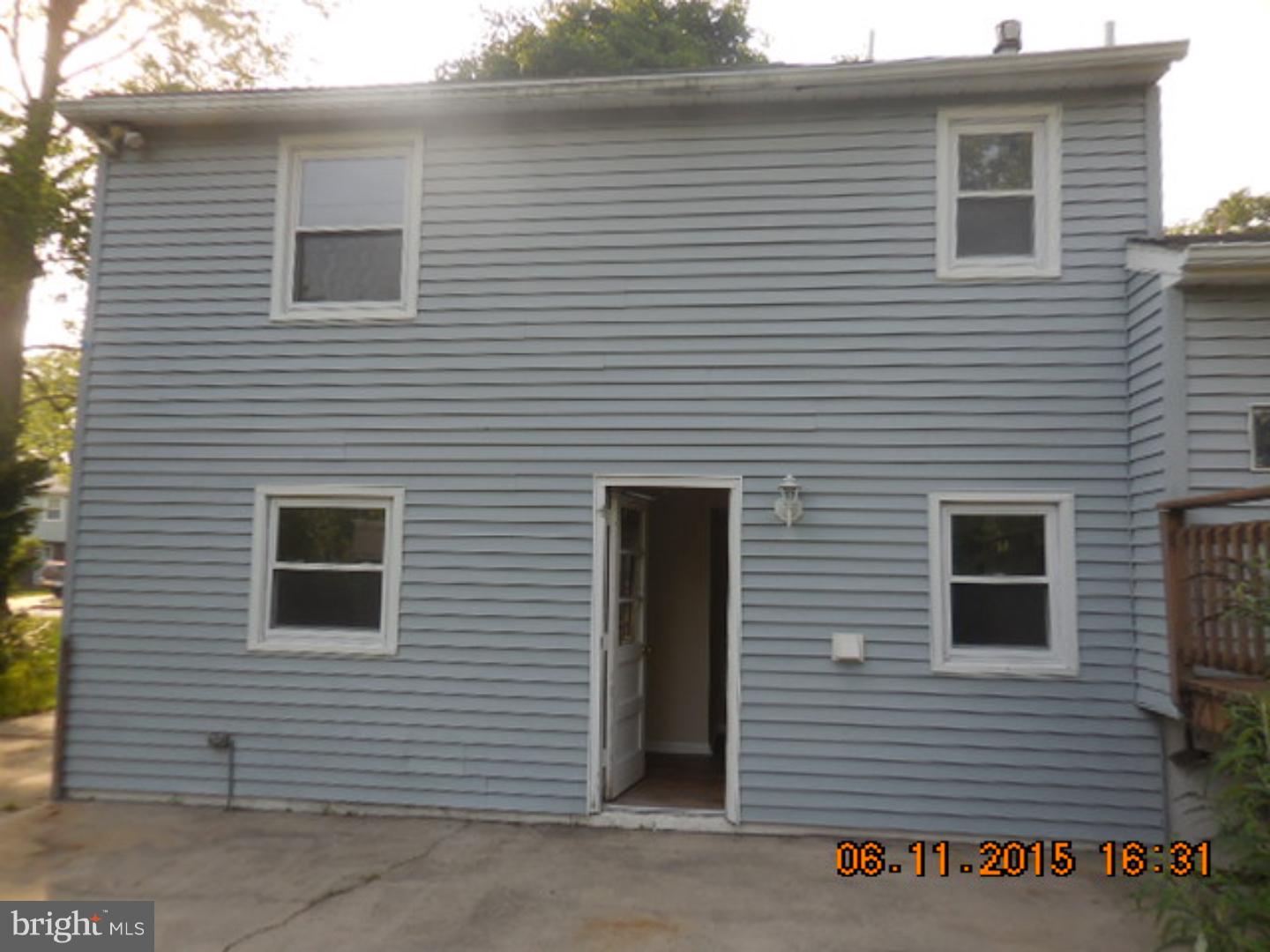 33 South Club Road Pine Hill, NJ 08021 - Photo 6 of 9
