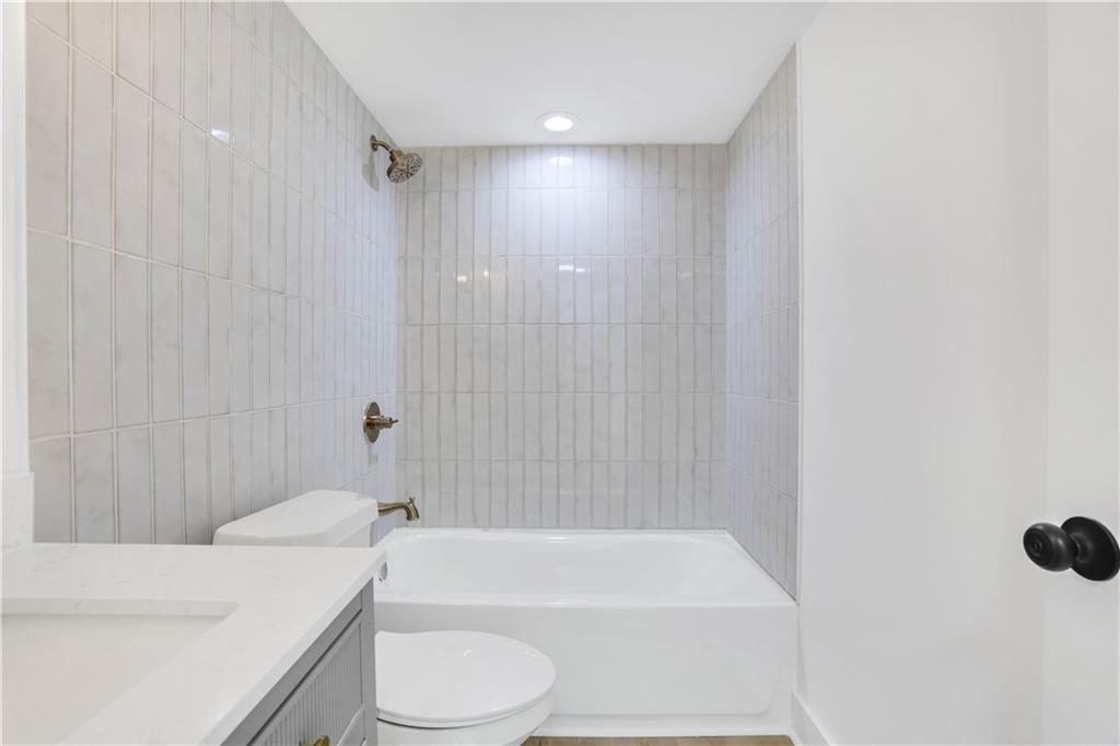 2396 Lawrenceville Highway, Unit V Decatur, GA 30033 - Photo 23 of 27