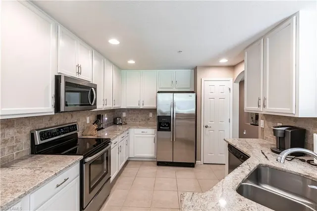 $7,500 | 9508 Ironstone Terrace, Unit 2102, Naples, FL 34120