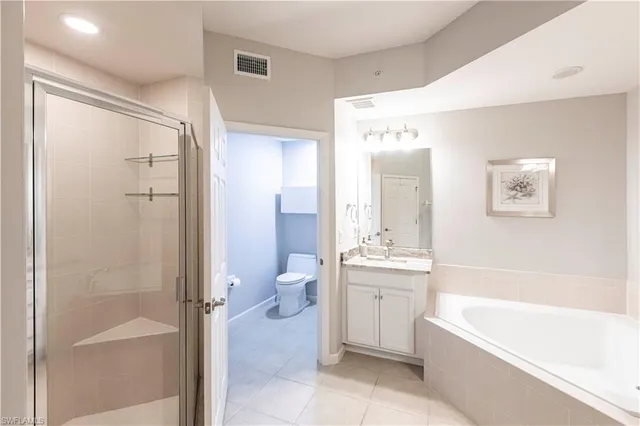 $7,500 | 9508 Ironstone Terrace, Unit 2102, Naples, FL 34120