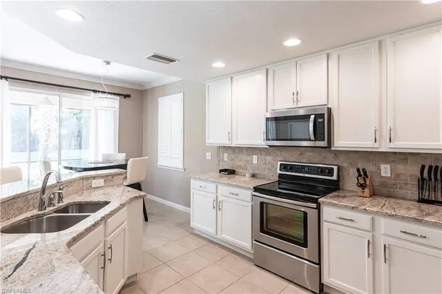 $7,500 | 9508 Ironstone Terrace, Unit 2102, Naples, FL 34120