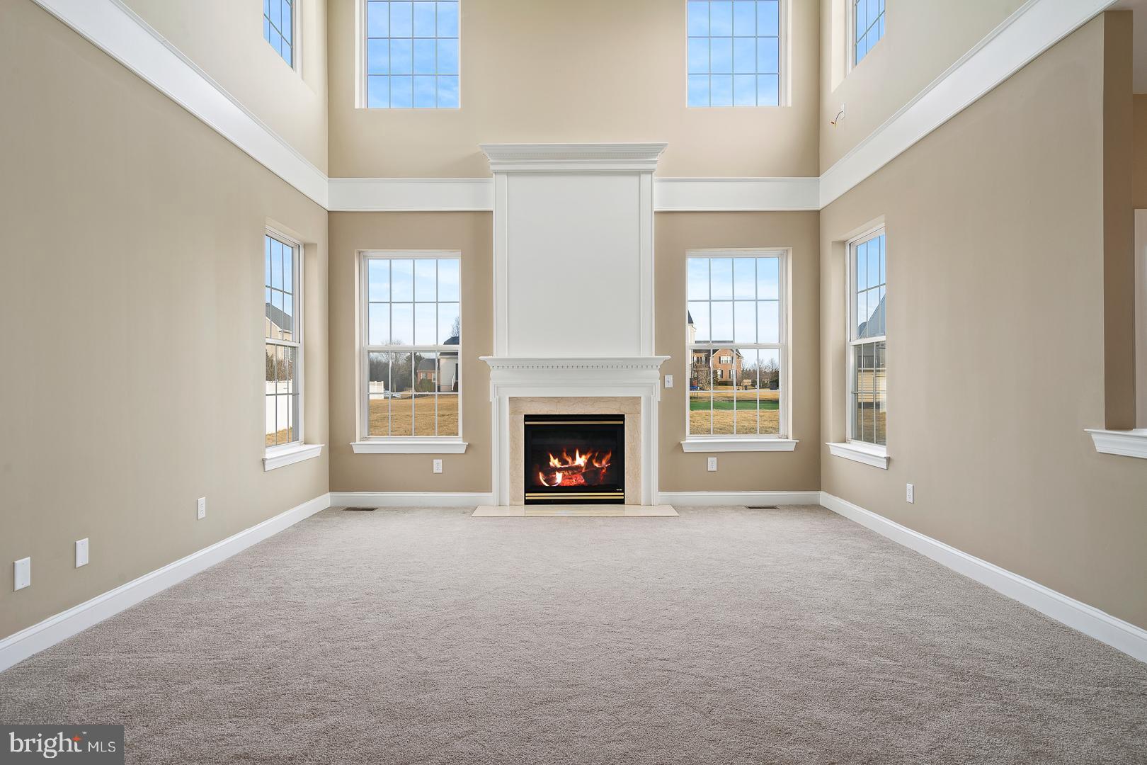 18 Jasmine Road Lumberton, NJ 08048 - Photo 9 of 32 Family Room w/vaulted ceilings & Gas Fireplace
