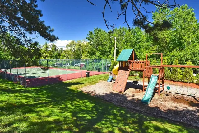 $2,000 | 107 Treetop Circle, Unit 725, Laconia, NH 03246