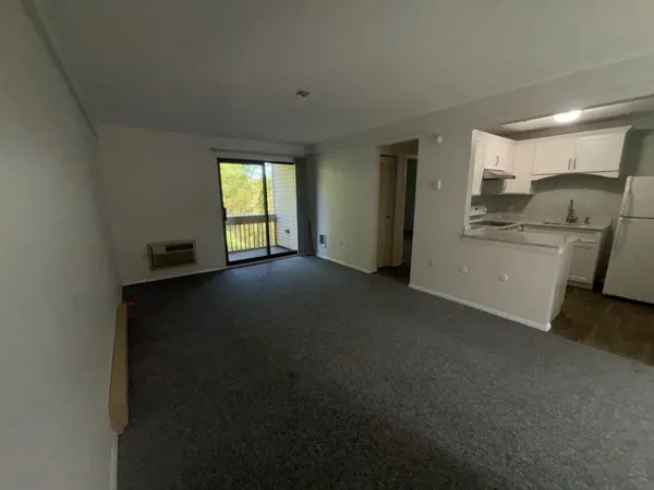 $2,000 | 107 Treetop Circle, Unit 725, Laconia, NH 03246