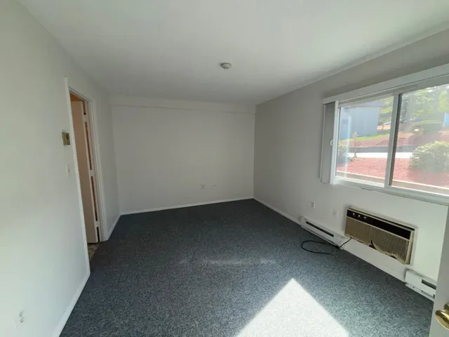 $2,000 | 107 Treetop Circle, Unit 725, Laconia, NH 03246