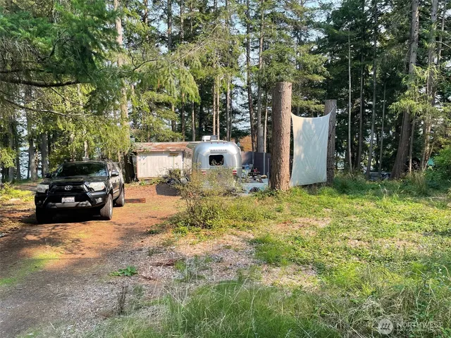 a view of a wooden sign board