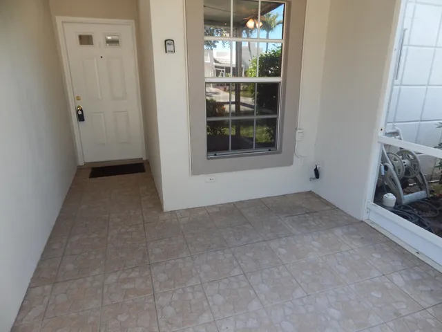 $2,100 | 18711 Garbo Terrace, Unit 3, Boca Raton, FL 33496