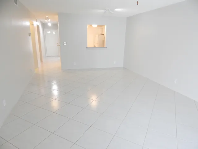 $2,100 | 18711 Garbo Terrace, Unit 3, Boca Raton, FL 33496