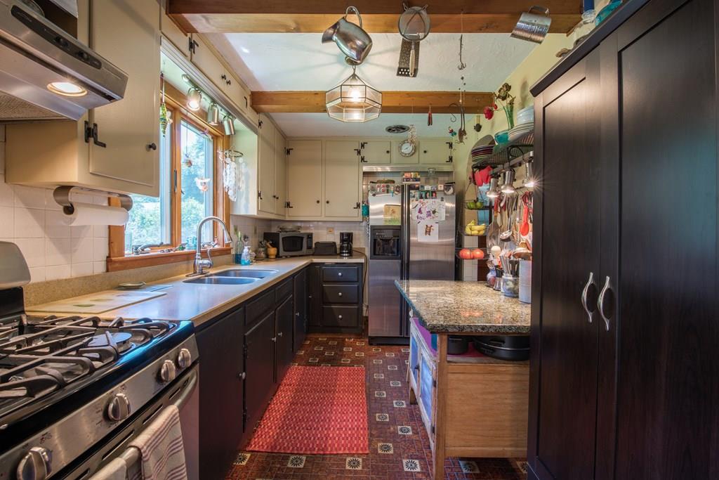 44 New Ludlow Road Granby, MA 01033 - Photo 8 of 31 Gallery Image 8
