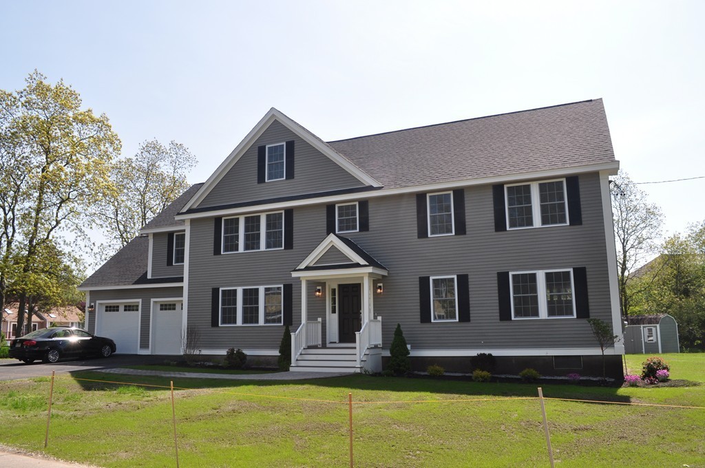 8 Perkins Road Middleton, MA 01949 - Photo 1 of 25 Gallery Image 1