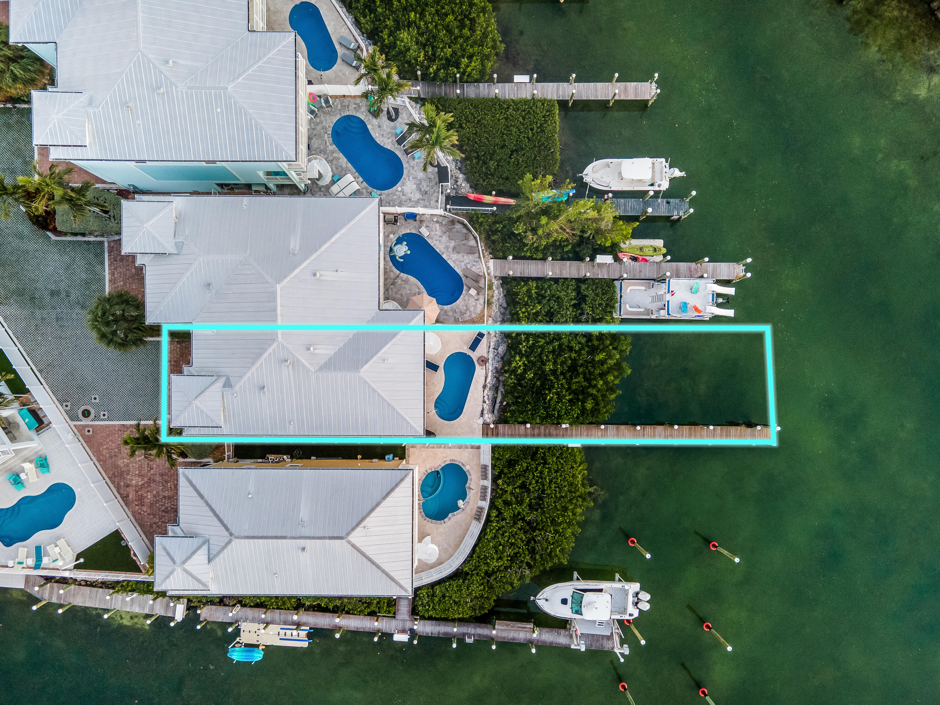 443 Sombrero Beach Road Marathon, FL 33050 - Photo 3 of 68 443 drone twilight-13