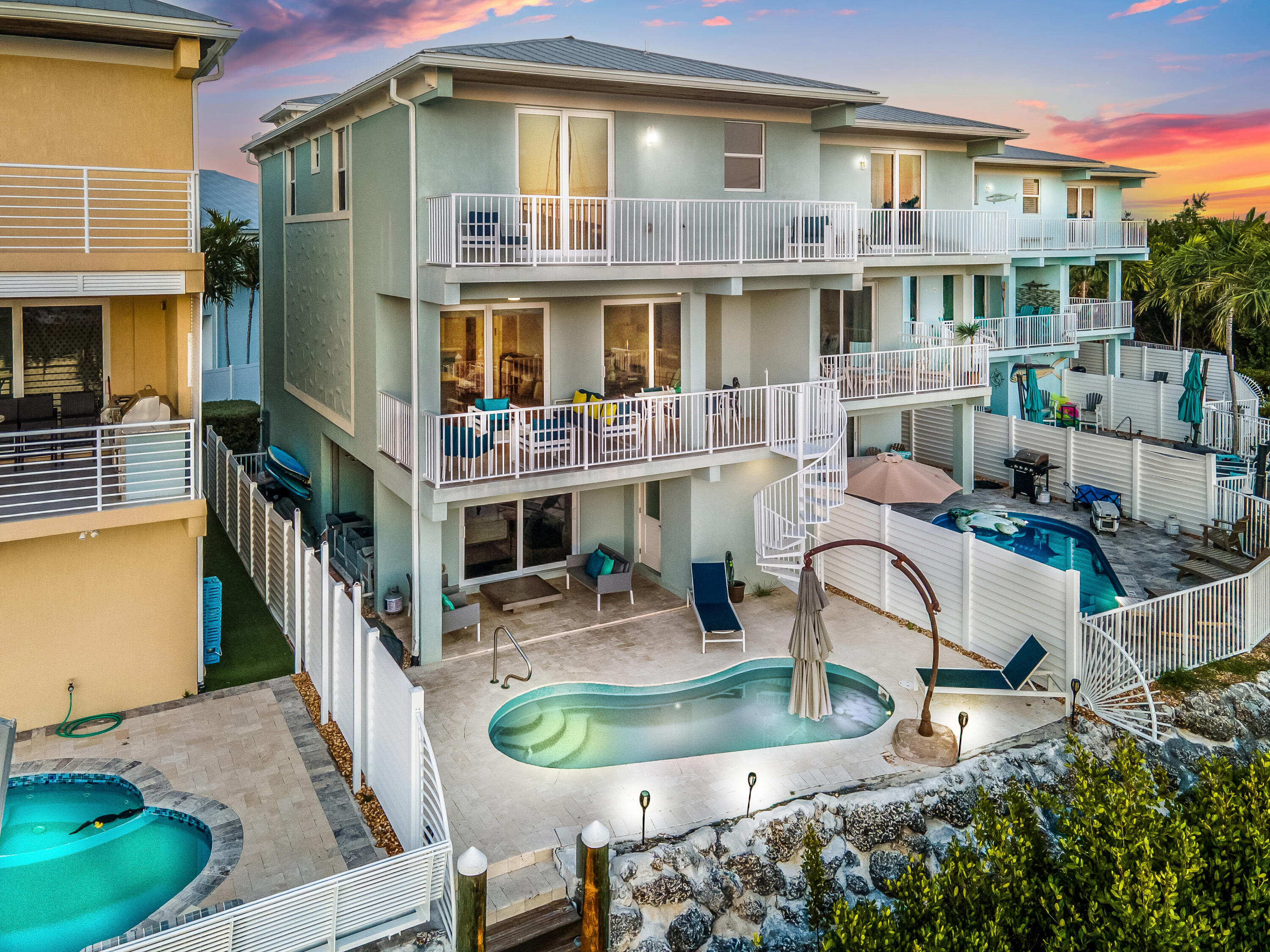 443 Sombrero Beach Road Marathon, FL 33050 - Photo 5 of 68 443 drone twilight-15