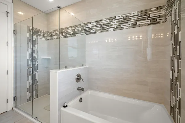 $2,975,000 | 443 Sombrero Beach Road, Marathon, FL 33050