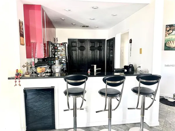 $120,000 | 2540 Woodgate Boulevard, Unit 201, Orlando, FL 32822