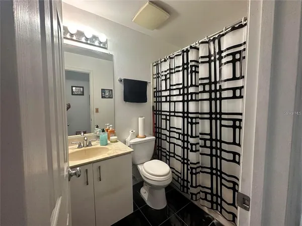 $120,000 | 2540 Woodgate Boulevard, Unit 201, Orlando, FL 32822