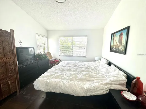 $120,000 | 2540 Woodgate Boulevard, Unit 201, Orlando, FL 32822
