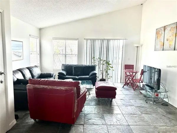$120,000 | 2540 Woodgate Boulevard, Unit 201, Orlando, FL 32822