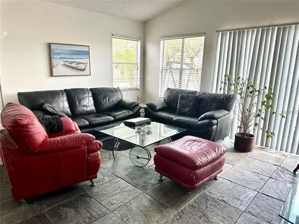 $120,000 | 2540 Woodgate Boulevard, Unit 201, Orlando, FL 32822