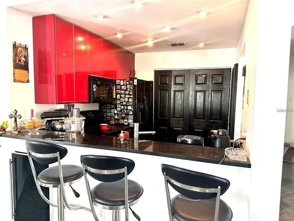 $120,000 | 2540 Woodgate Boulevard, Unit 201, Orlando, FL 32822