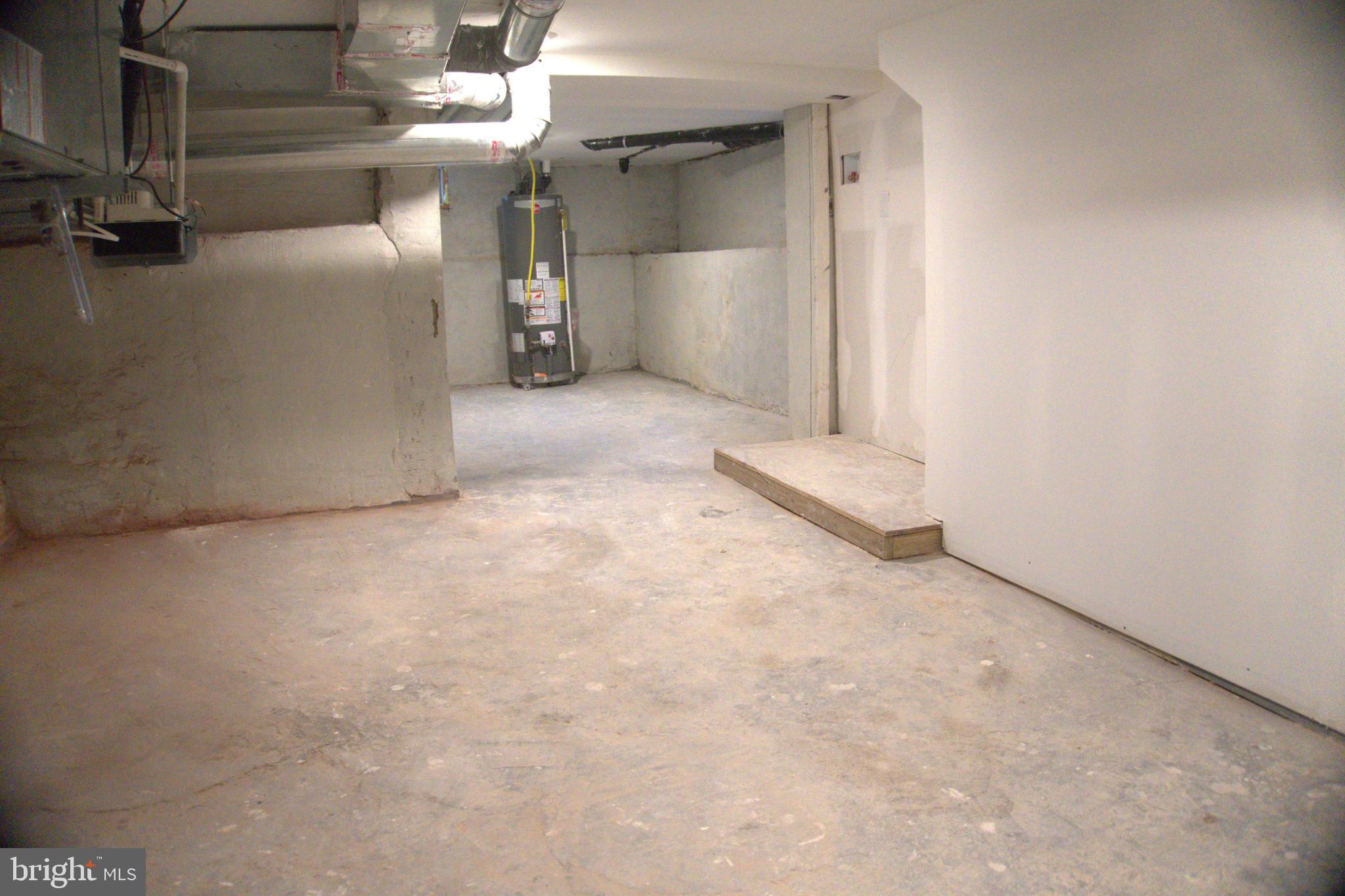 1427 Ocean Pleasantville, NJ 08232 - Photo 27 of 27 a view of a big room with wooden floor