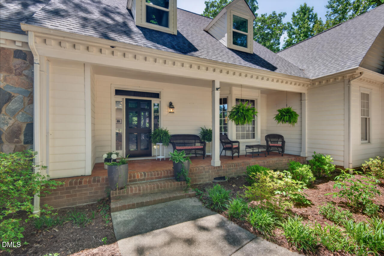 32 Chippers Way Durham, NC 27705 - Photo 2 of 40