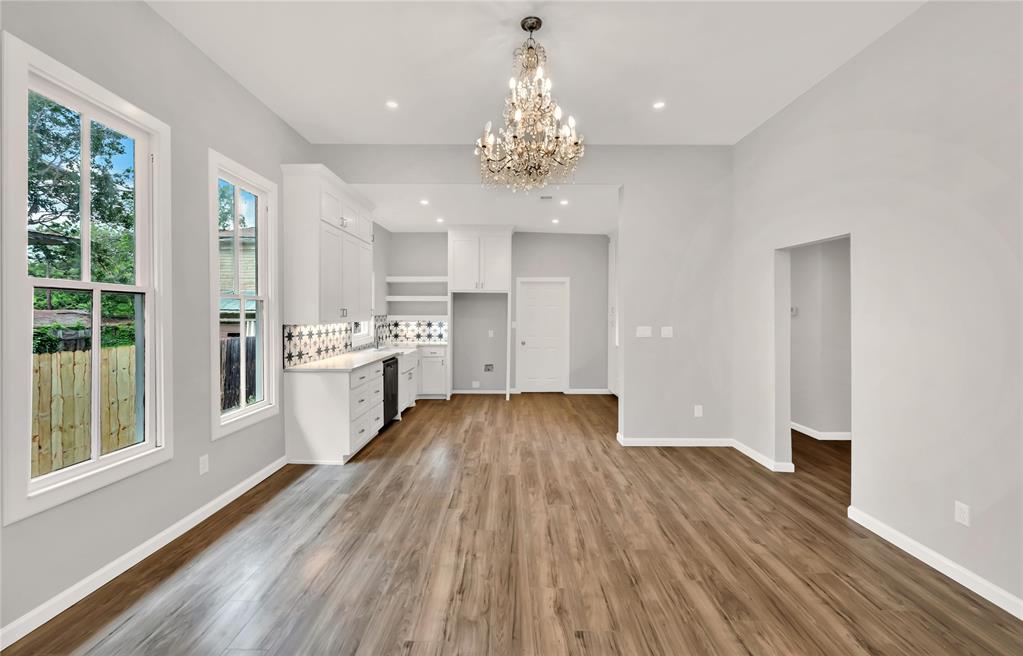 2316 Colcord Avenue Waco, TX 76707 - Photo 7 of 37