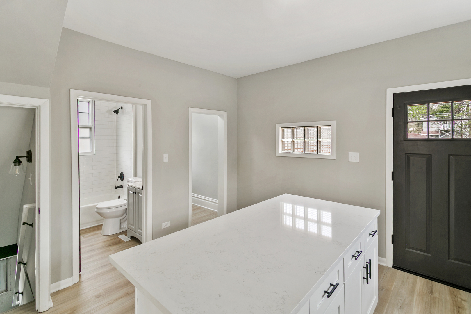 18415 Morris Avenue Homewood, IL 60430 - Photo 7 of 20