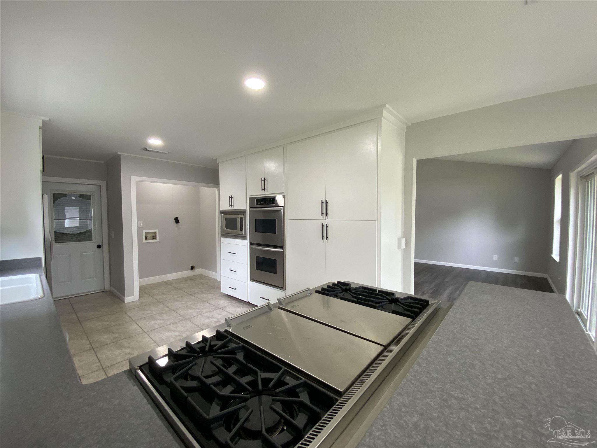 4883 Tealwood Drive Pace, FL 32571 - Photo 6 of 37