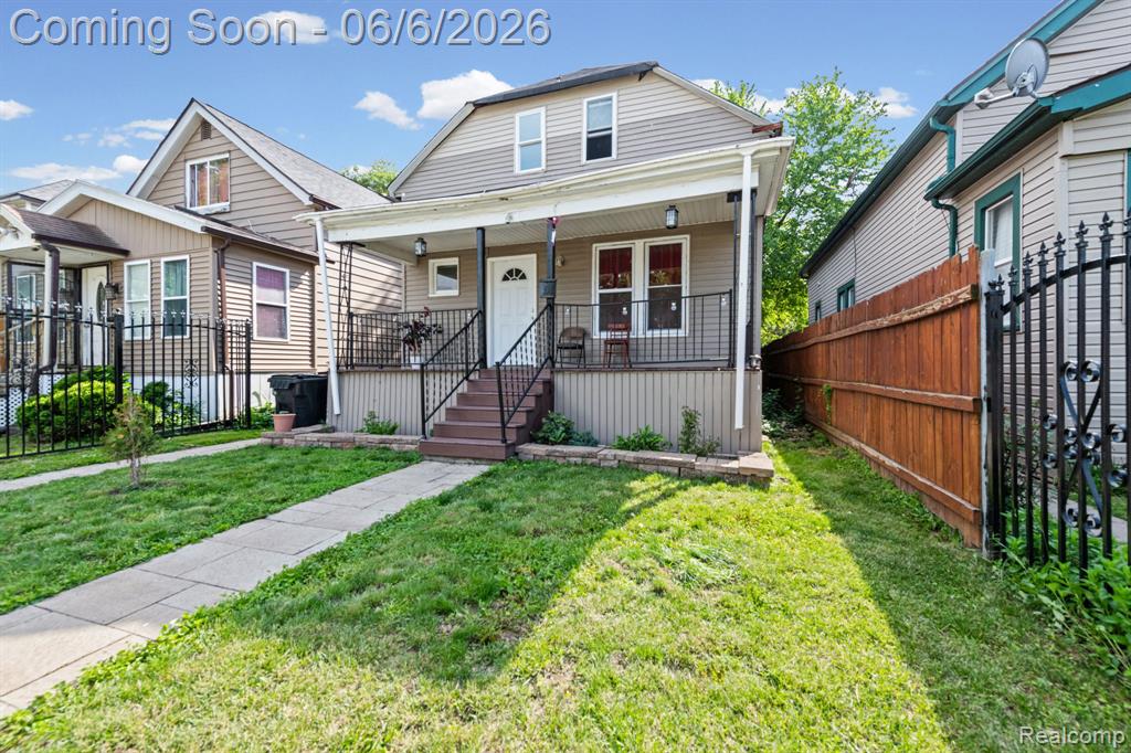 5669 Casper Street Detroit, MI 48210 - Photo 3 of 24