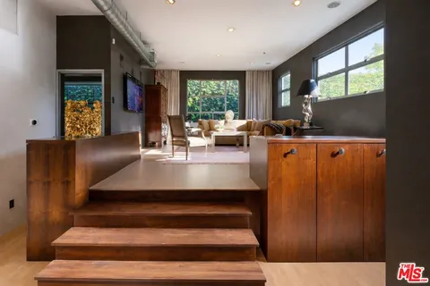 $1,725,000 | 710 North Orlando Avenue, Unit 101, West Hollywood, CA 90069