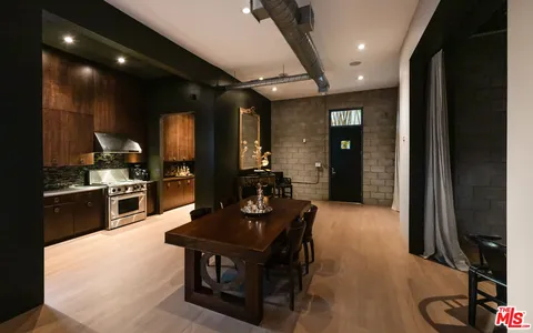 $1,725,000 | 710 North Orlando Avenue, Unit 101, West Hollywood, CA 90069