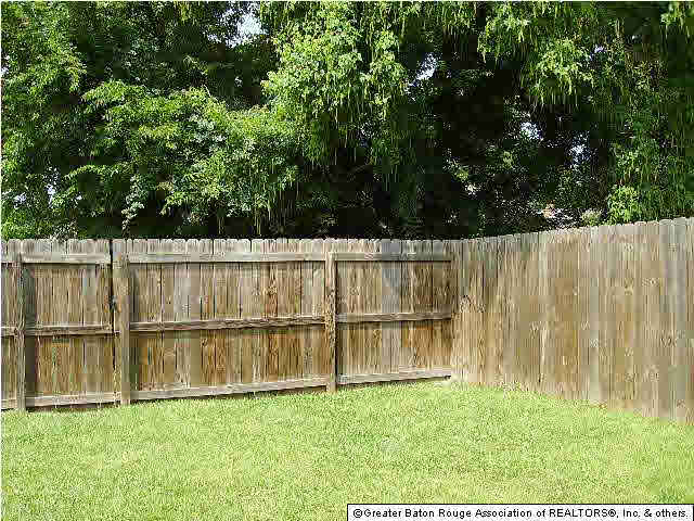 9150 Pecan Tree Drive Baton Rouge, LA 70810 - Photo 3 of 8