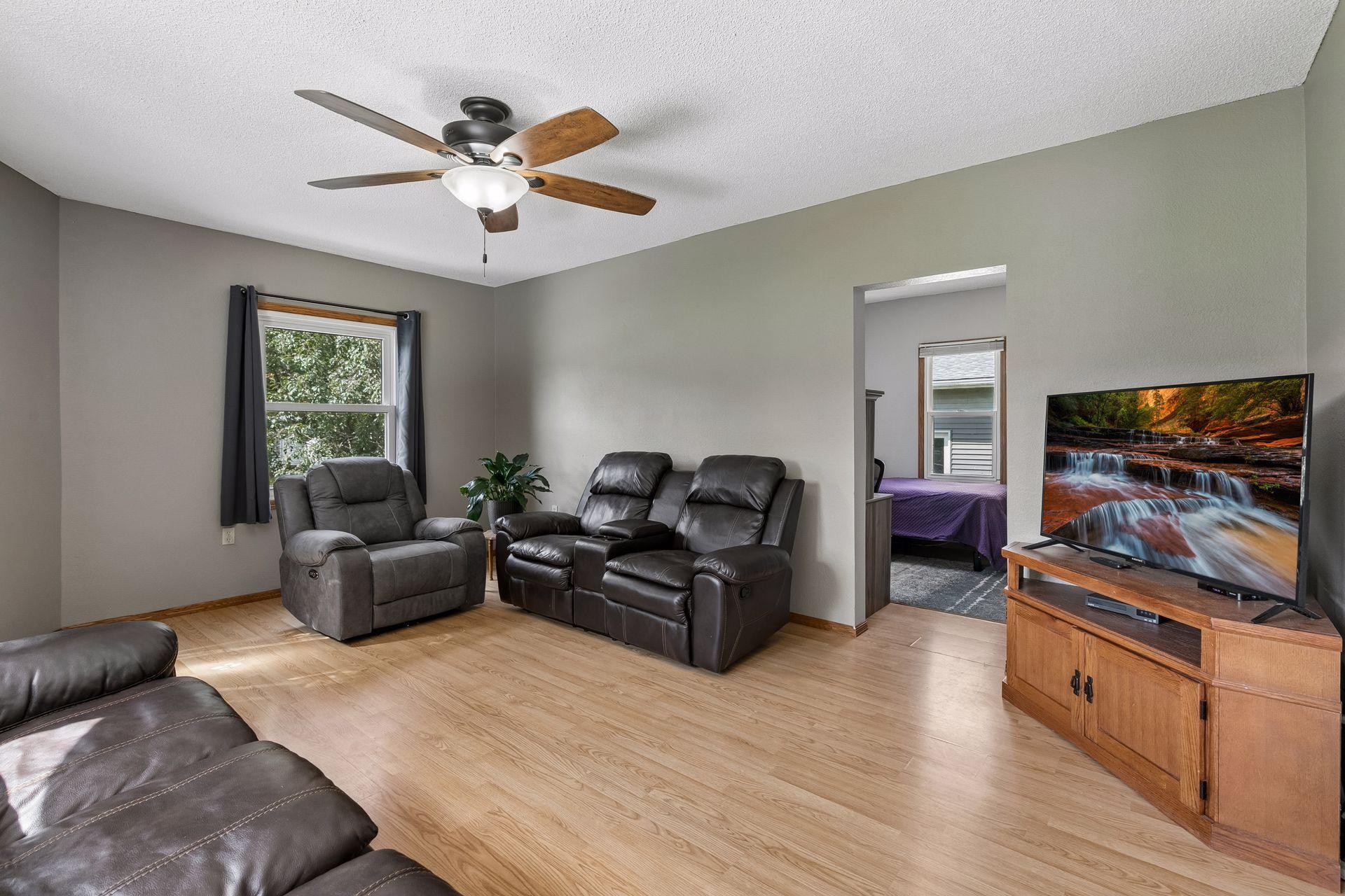 520 Hawthorn Street Red Wing, MN 55066 - Photo 10 of 35