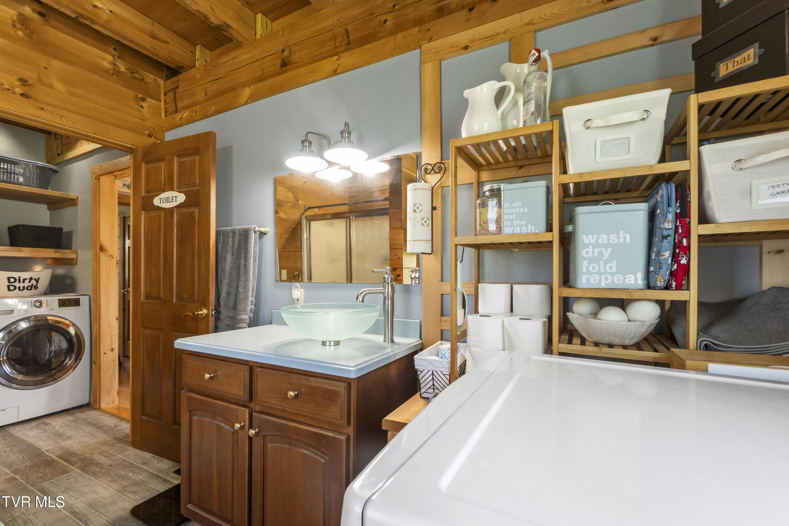 1600 Red Hill Road Greeneville, TN 37743 - Photo 29 of 73 Johnson Primary bath 3DSC05863
