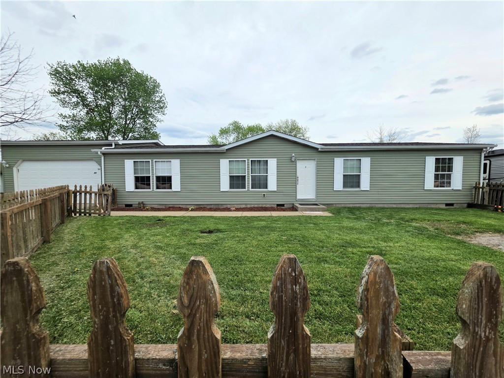 Front view of home