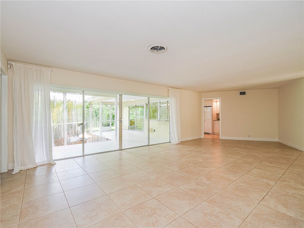 965 Reef Road Vero Beach, FL 32963 - Photo 6 of 33