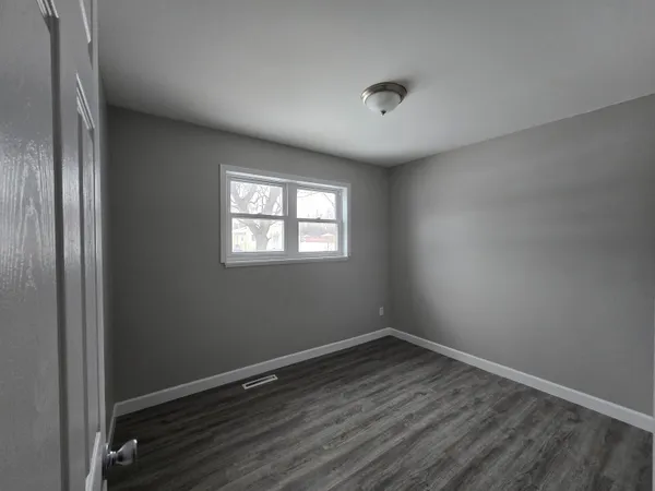 $1,550 | 1044 Hobart Street, Gary, IN 46406