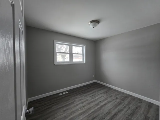 $1,550 | 1044 Hobart Street, Gary, IN 46406