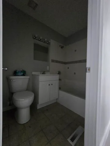 $1,550 | 1044 Hobart Street, Gary, IN 46406