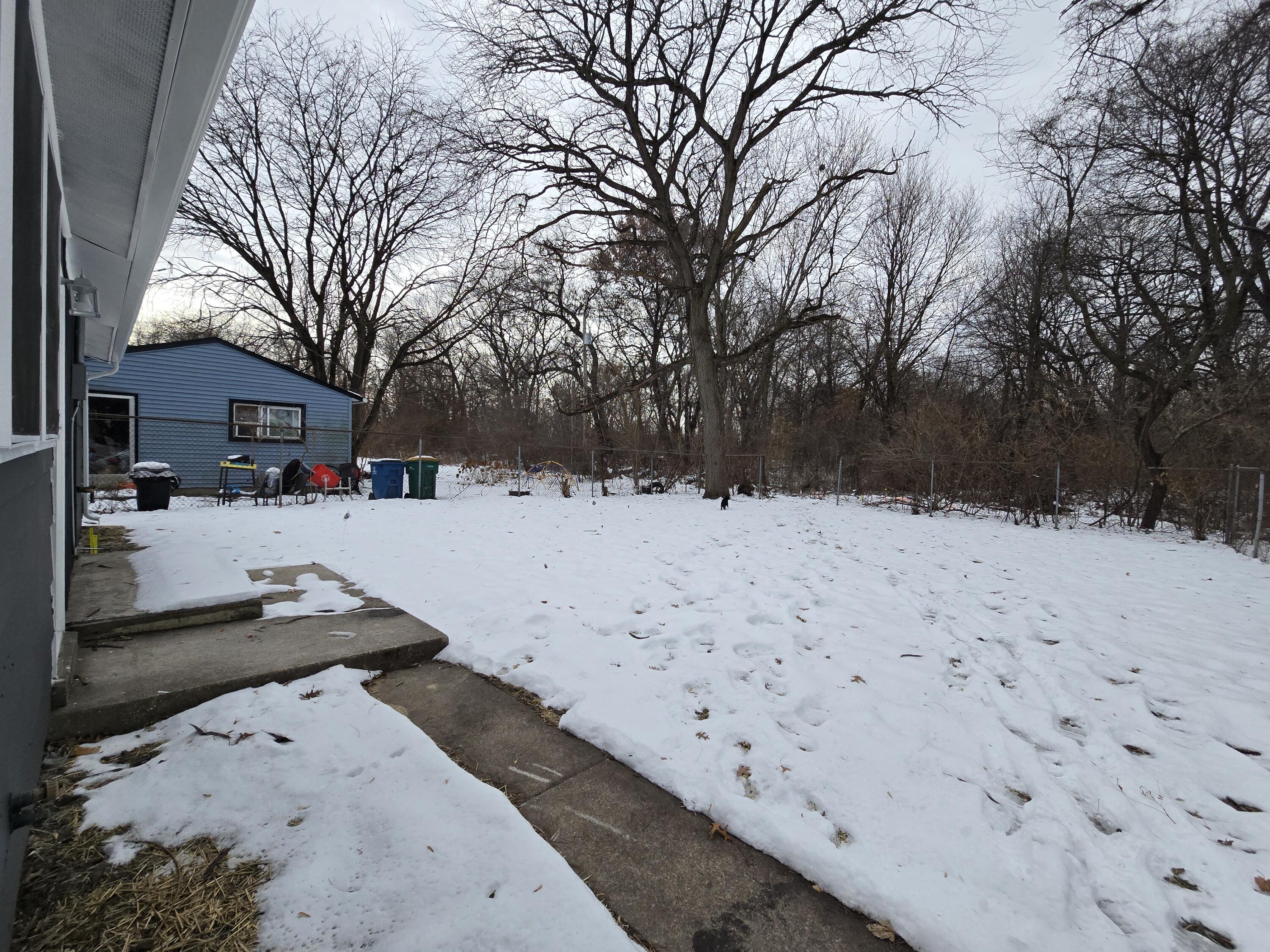1044 Hobart Street Gary, IN 46406 - Photo 22 of 22 a view of snow on the side of the road