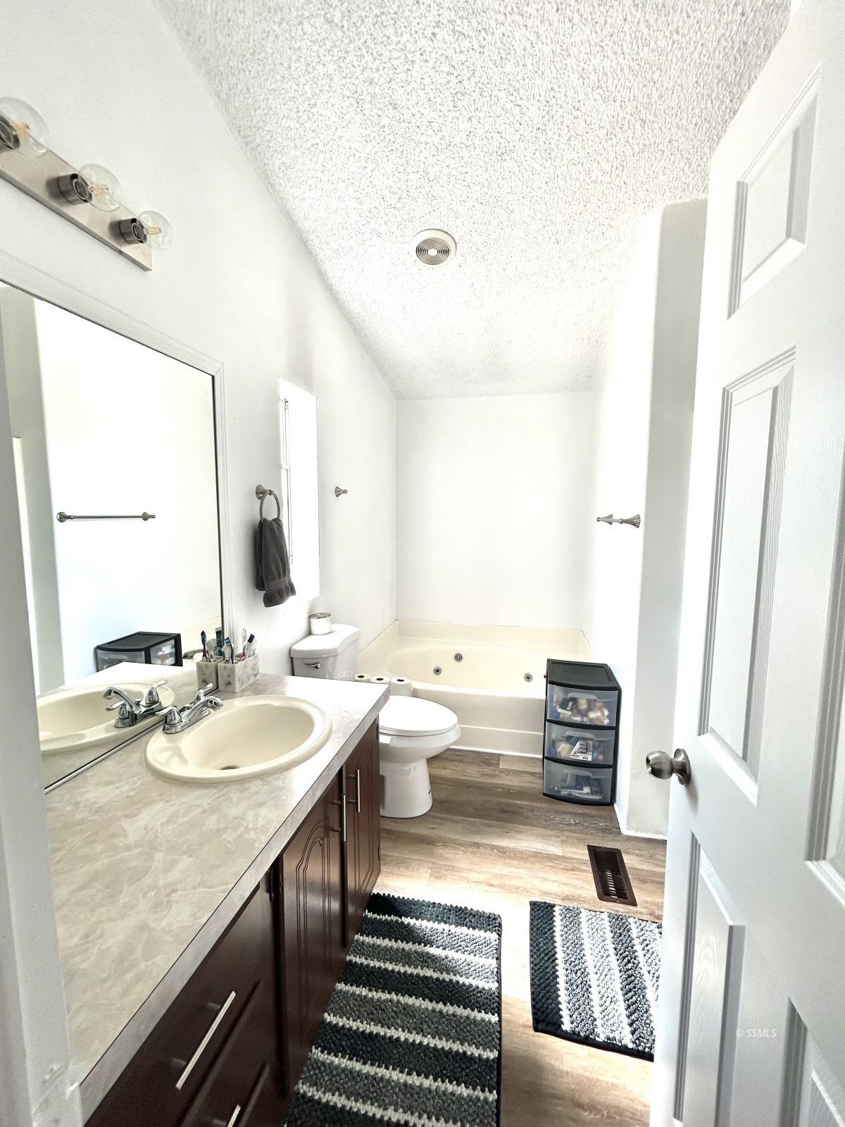 1057 Strecker Street Ridgecrest, CA 93555 - Photo 15 of 24 Gallery Image 15