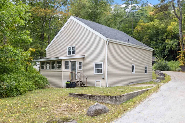 $3,499 | 31 Water Street, Unit 1, Bradford, NH 03221