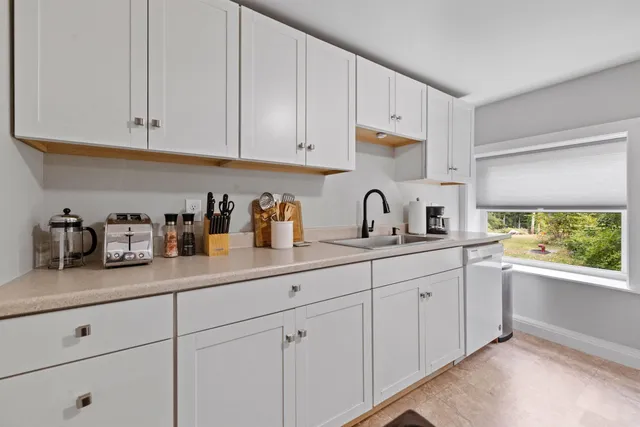 $3,499 | 31 Water Street, Unit 1, Bradford, NH 03221