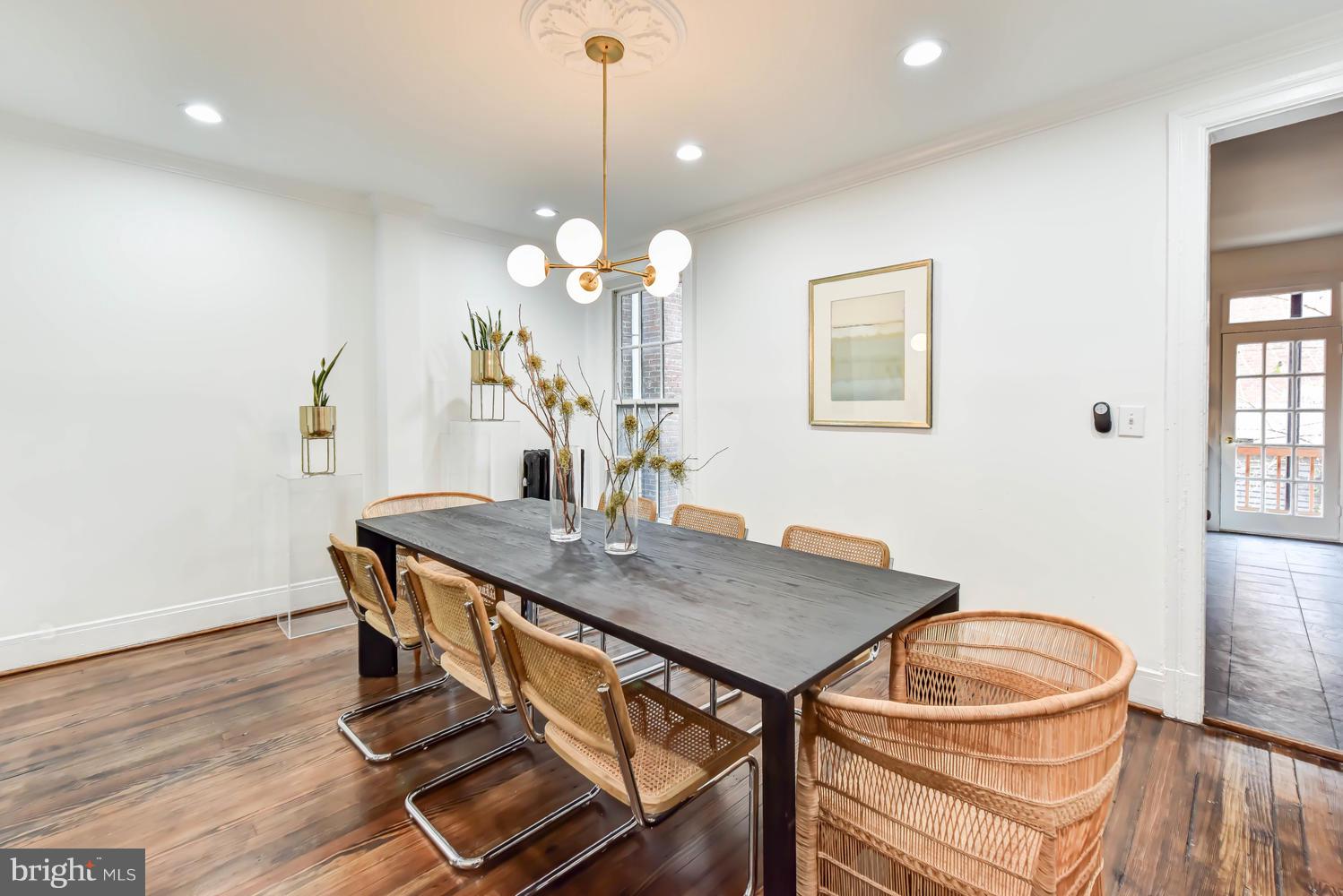 1504 Columbia Road Northwest Washington, DC 20009 - Photo 25 of 32 Dining Area