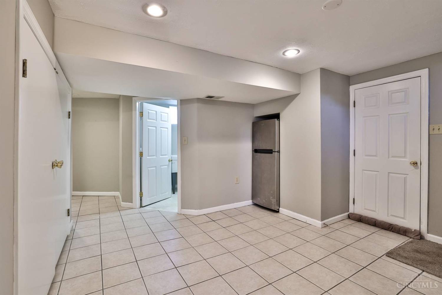 5121 Ralph Avenue Cincinnati, OH 45238 - Photo 26 of 50 Gallery Image 26