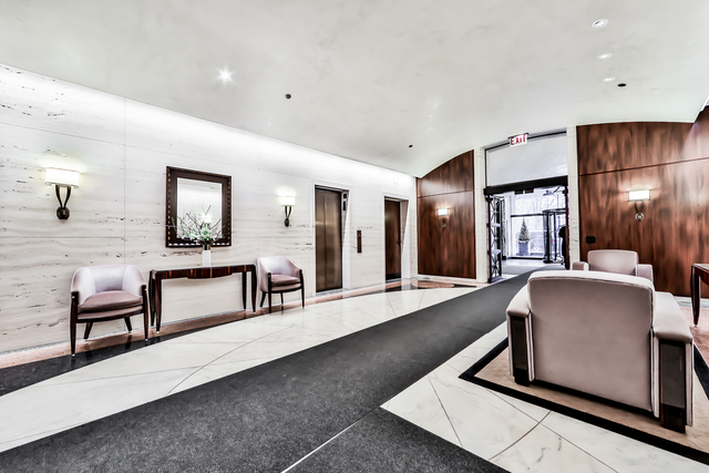 180 East Pearson Street, Unit 4002 Chicago, IL 60611 - Photo 34 of 40