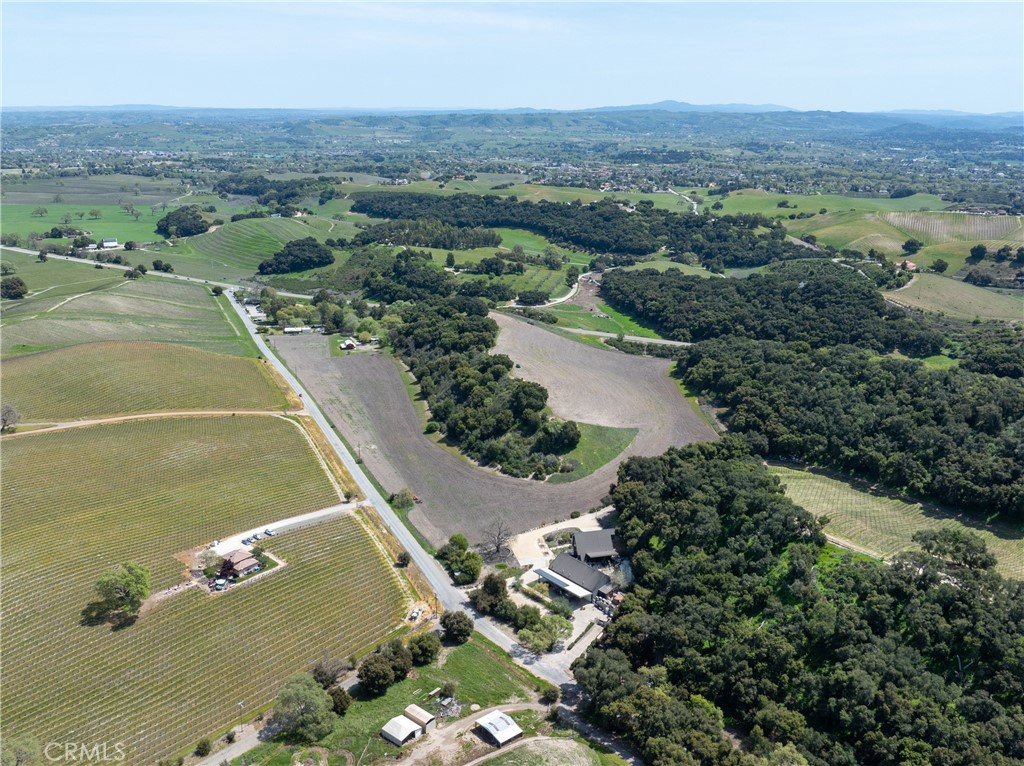2925 Oakdale Road Paso Robles, CA 93446 - Photo 40 of 48