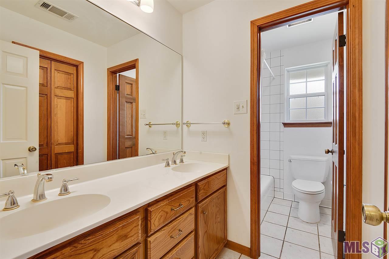 4390 Pine Ridge Drive Baton Rouge, LA 70809 - Photo 18 of 23 Gallery Image 18