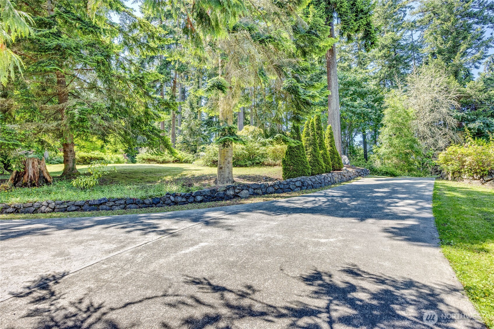 873 Olele Point Road Port Ludlow, WA 98365 - Photo 5 of 40 Gallery Image 5